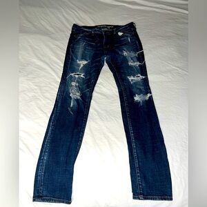 American Eagle Jeans Women’s 14 Super Stretch Dark Wash Faded Ripped